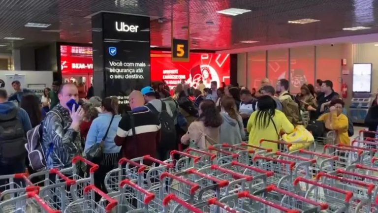 Alarme-falso-de-sequestro-fecha-Aeroporto-de-Congonhas-por-uma.jpg