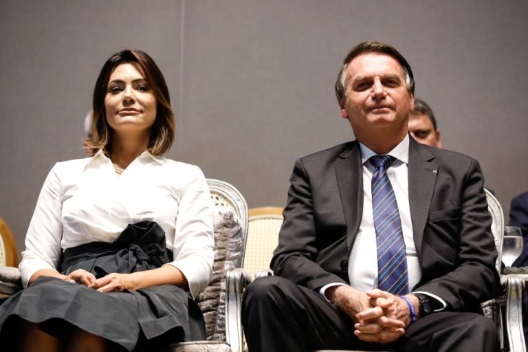 Defesa-de-Bolsonaro-e-Michelle-solicita-nao-depor-no-caso.jpg