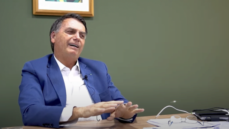 Ex-presidente-Bolsonaro-alerta-que-economia-brasileira-pode-piorar.png