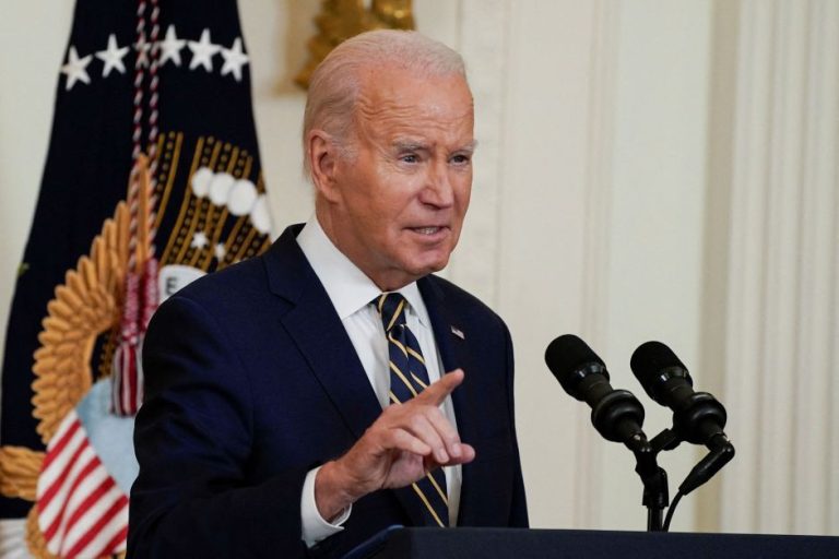 Joe-Biden-comenta-investigacao-sobre-a-queda-do-aviao-de.jpg