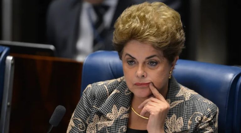 PT-articula-projeto-para-devolucao-simbolica-do-mandato-de-Dilma.jpg