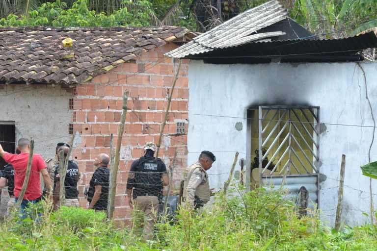 Policia-da-Bahia-localiza-suspeitos-de-chacina-com-nove-mortes.jpg