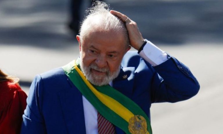 ADIADO-Lula-posterga-aquisicao-de-aeronave-para-viagens-internacionais-em.jpg