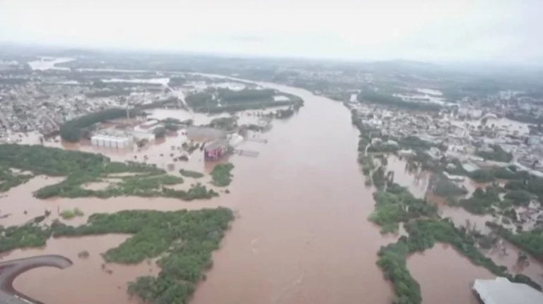 ATENCAO-Tempestades-e-possivel-formacao-de-novo-ciclone-afetam-Regiao.jpg