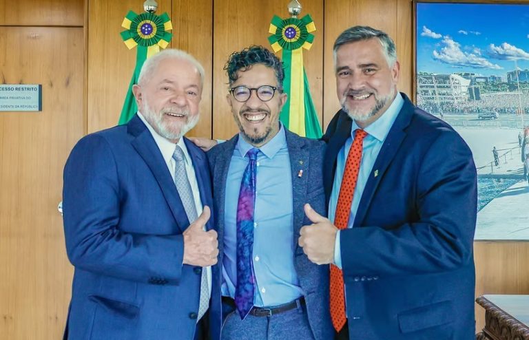 Jean-Wyllys-acusa-chefe-da-Secom-Paulo-Pimenta-de-sabotagem.jpg