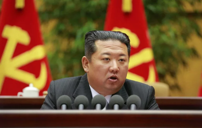 Lider-norte-coreano-Kim-Jong-un-prepara-visita-a-Russia-para-encontro.webp.webp