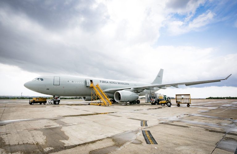 Decola hoje terceiro avião para repatriar brasileiros em Israel