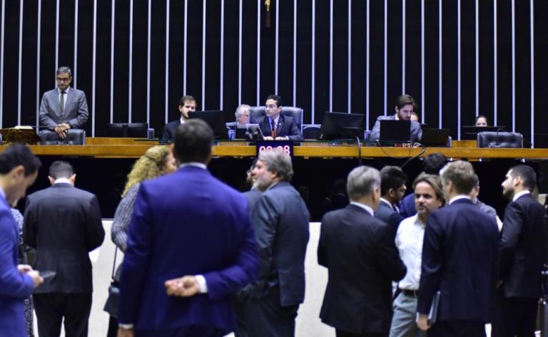 Líderes da Câmara terão conversa com Fazenda sobre PL do