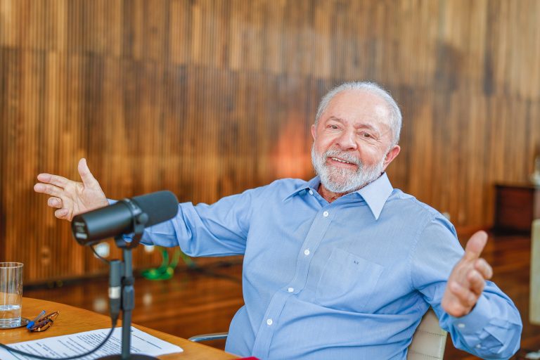 TSE livra Lula da inelegibilidade