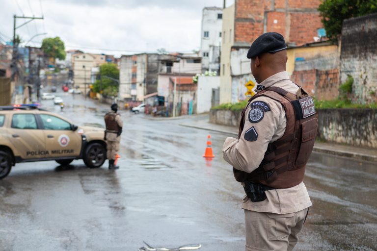 Mortes em ações policiais na Bahia disparam 300% em 7