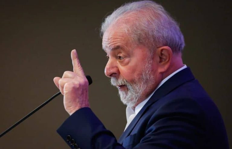 Após subir com Tarcísio em palanque, Lula mira outro aliado