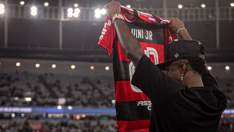 vini-jr-flamengo-e1697224310555.jpg