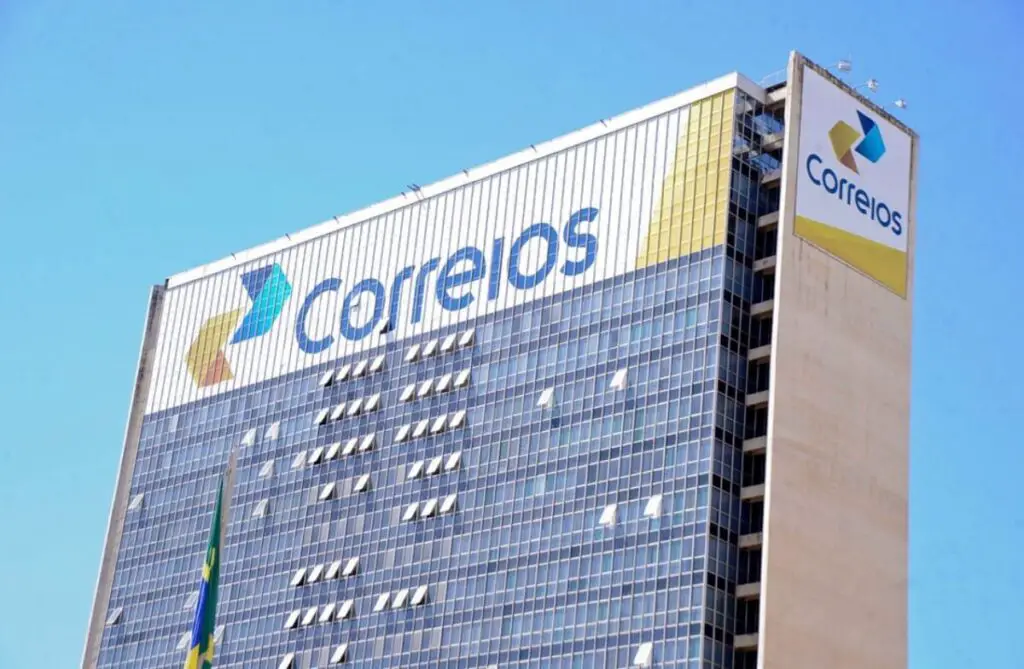 Correios Anuncia Investimentos e Novo Concurso, Descartando Fechamento de Agências