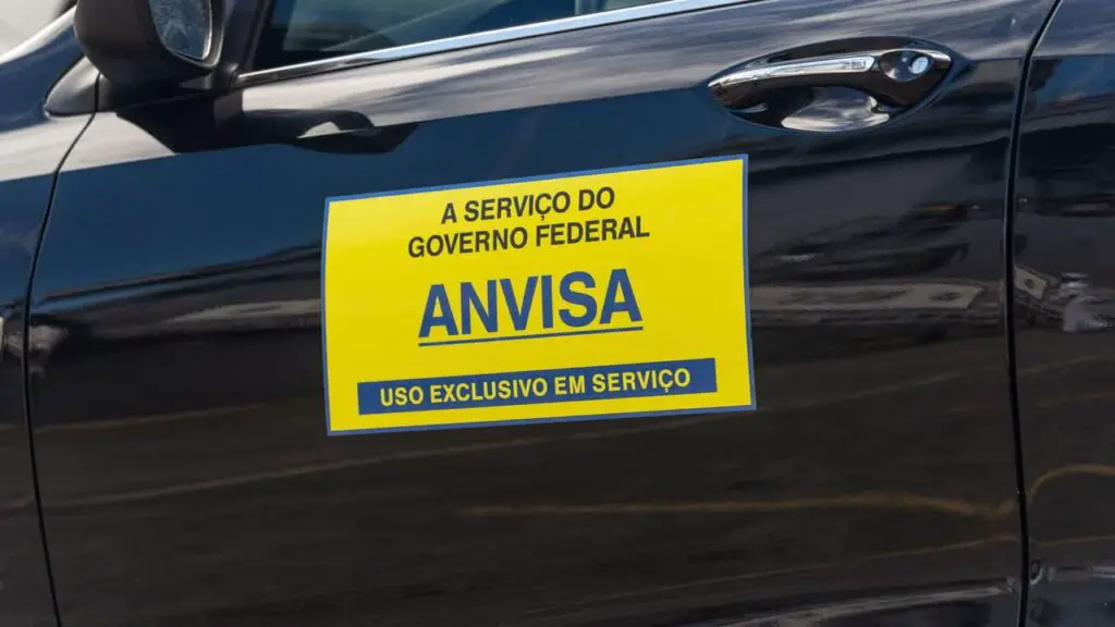 Anvisa determina apreensão de chá falsificado e proíbe suplementos irregulares