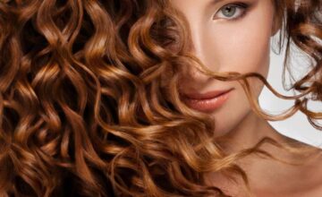 Chá de alecrim para cabelos: conheça os benefícios, como usar e o que diz a ciência