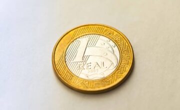 Publicação sobre suposta moeda comemorativa de 60 anos do Banco Central em 2025 circula online; veja os fatos