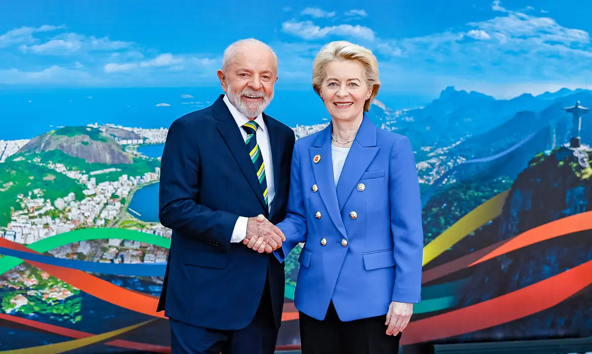 Lula recebe presidente da Comissão Europeia antes da assinatura do acordo Mercosul-UE